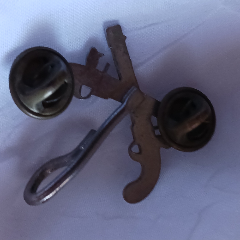 Hat pin - Picture 3 of 3